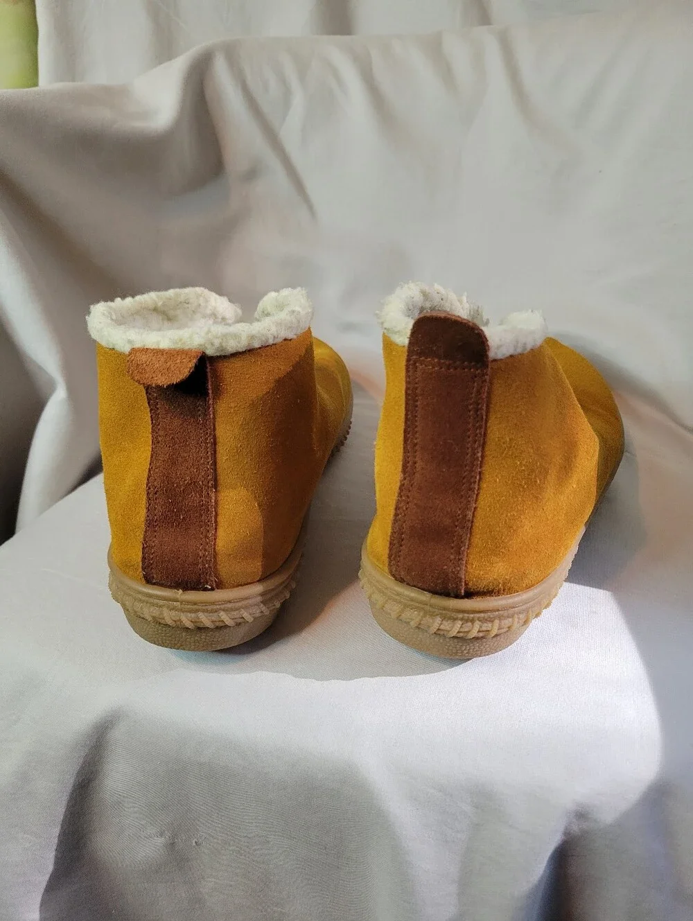 Tan Men's Comfy Slip-On Ankle Boots with Shearling Lining